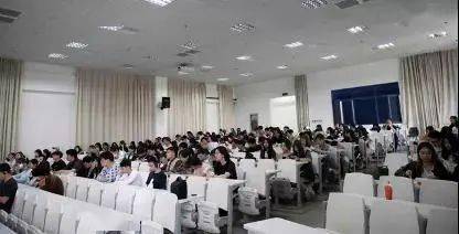 探索彩宝世界的奥秘，彩宝网8200的3D走势图连线分析