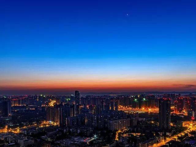 澳门六月中旬天气探秘，美好时光，尽享蓝天澳门六月份气温多少度